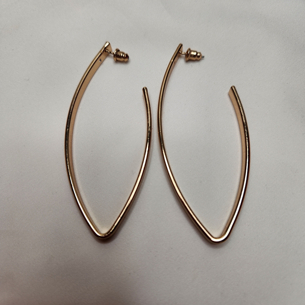 Gold Drop Point Hoop Earrings With Studs Long Hoop NWOT